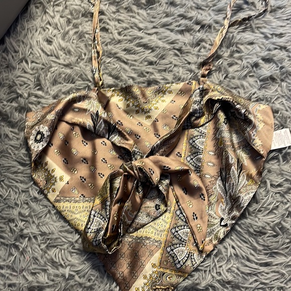 top - Picture 2 of 2